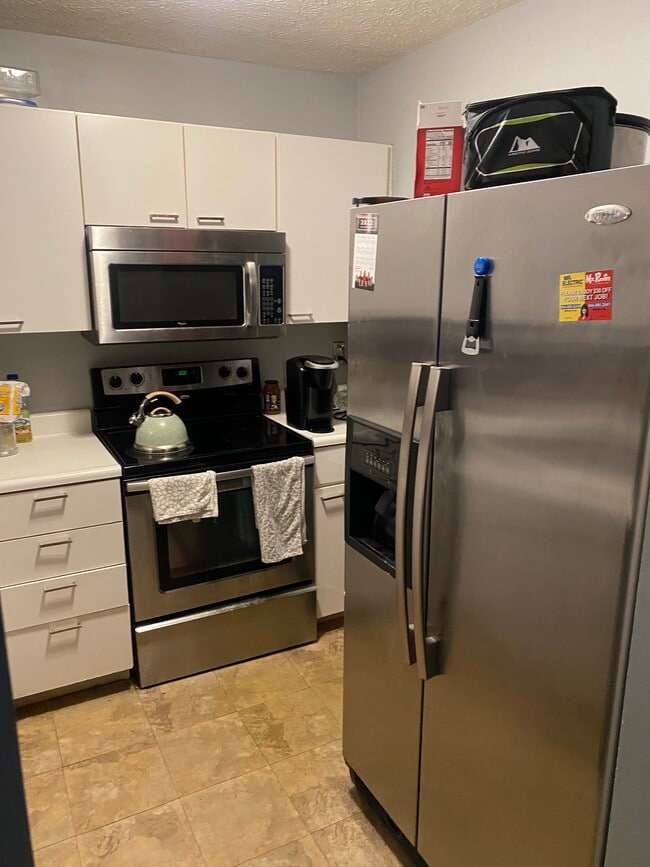 Building Photo - 229 MACANDREWS WAY