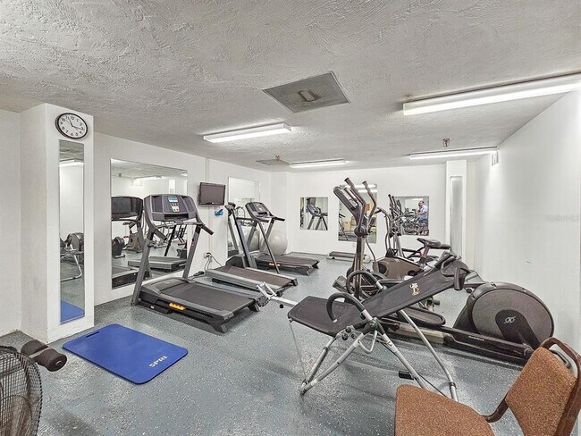 Building Photo - 3600 S Ocean Shore Blvd