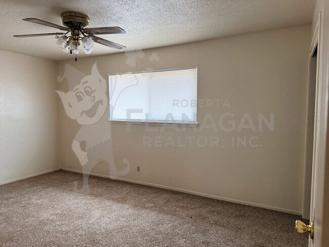 Building Photo - 2678 Hoover Ct