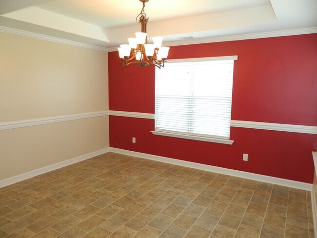 Building Photo - 7018 Summerton Dr