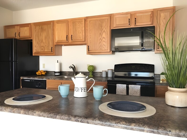 Building Photo - Brunswick Apartments