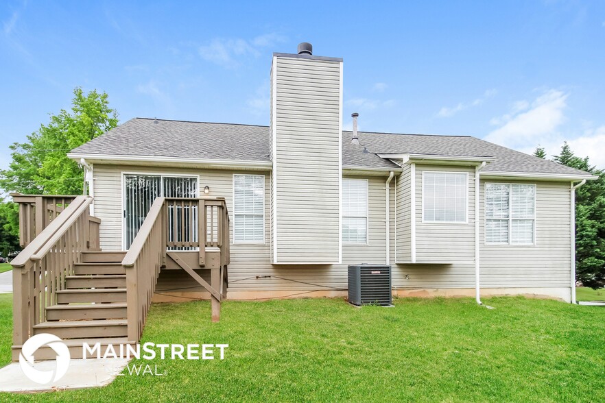 Building Photo - 1192 Berryhill Dr