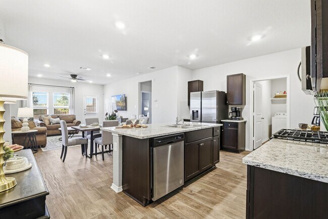 Building Photo - Move in Ready and FULLY FURNISHED 3 BD/2 BA located Far West San Antonio!