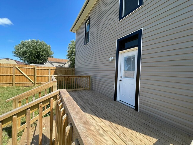 Building Photo - 7855 East St