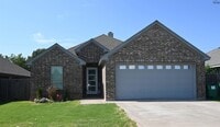 Building Photo - 320 Mariners Wy