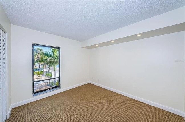 Building Photo - Beachfront Paradise in Indian Shores – Stunning Gulf & Intracoastal Views! 3bed|2bath