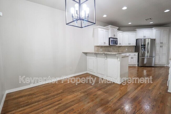 Building Photo - 12683 S 67th E Ave