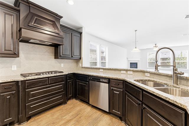 Building Photo - 5649 Salt Springs Dr