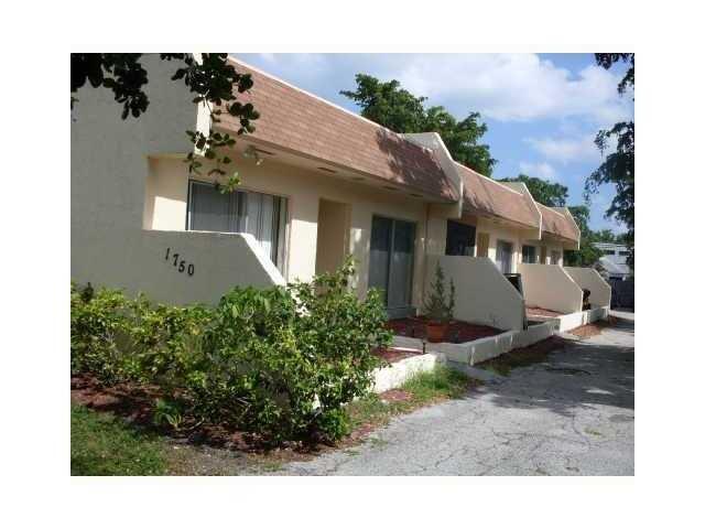 Building Photo - 1750 NW 15th Vis