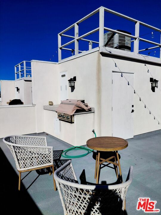 Building Photo - 1824 Redondo Blvd