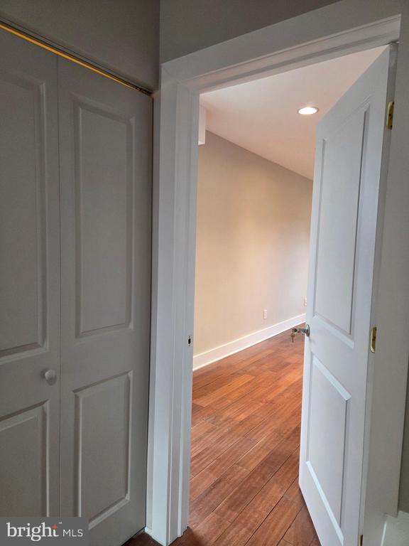 Building Photo - 1603 Ellsworth St