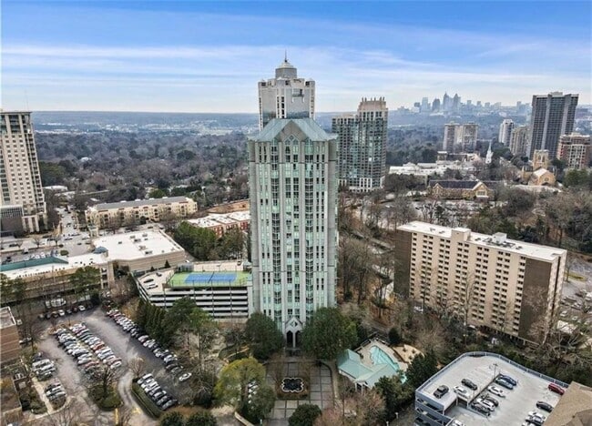 Building Photo - 2870 Pharr Ct S Northwest