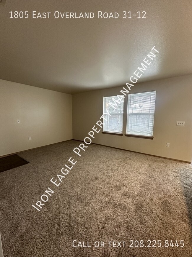 Building Photo - 1805 E Overland Rd