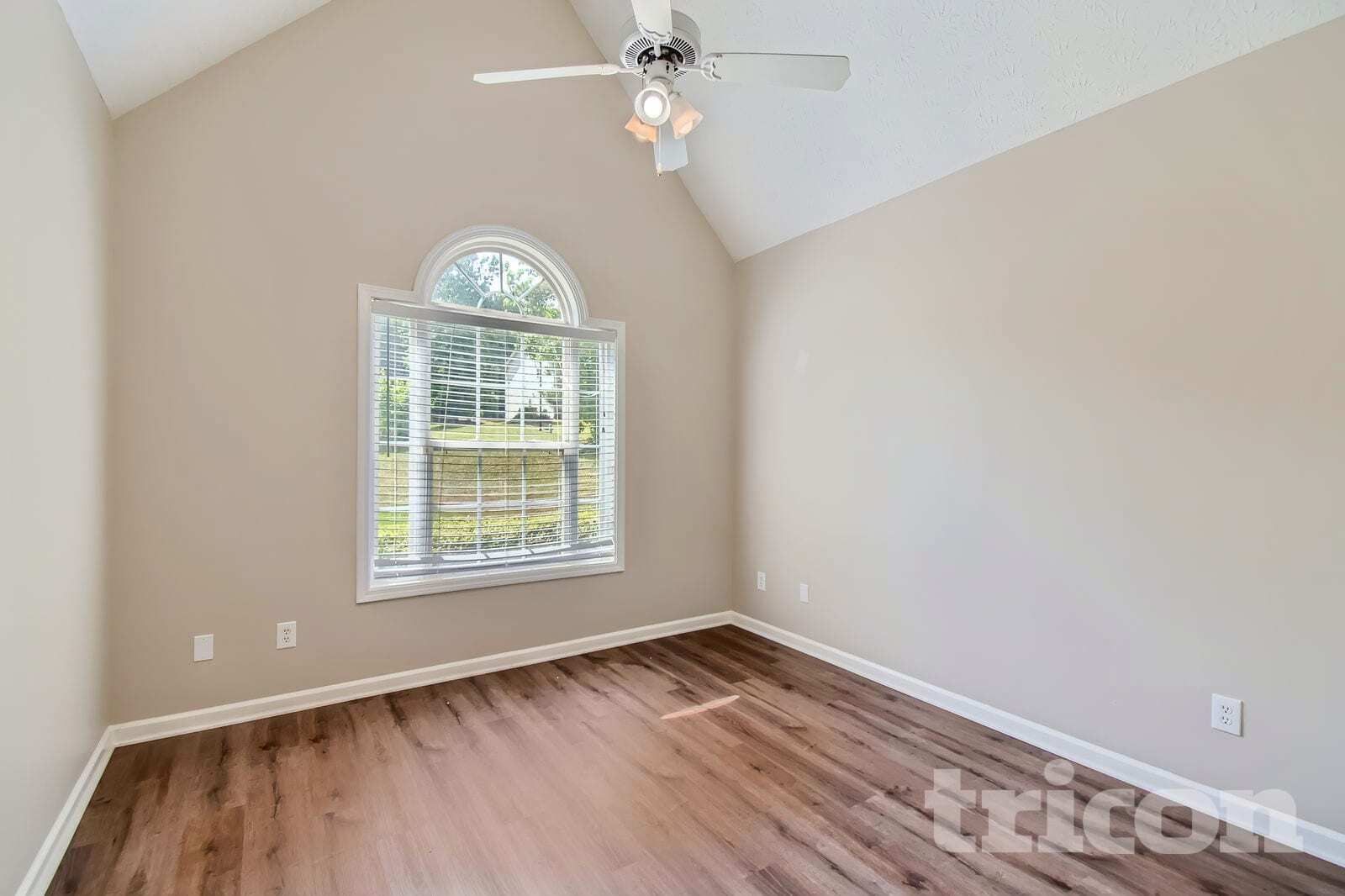 Building Photo - 315 Chestnut Dr