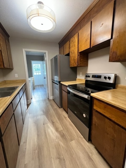 Building Photo - 507b W McElhaney Rd