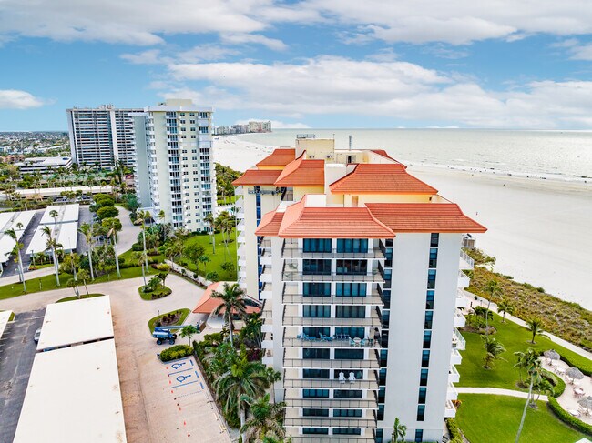 Building Photo - 180 Seaview Ct