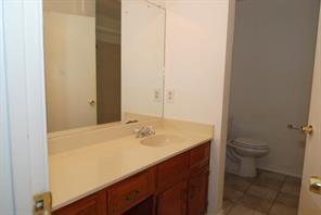 Building Photo - 5804 Shreveport Dr