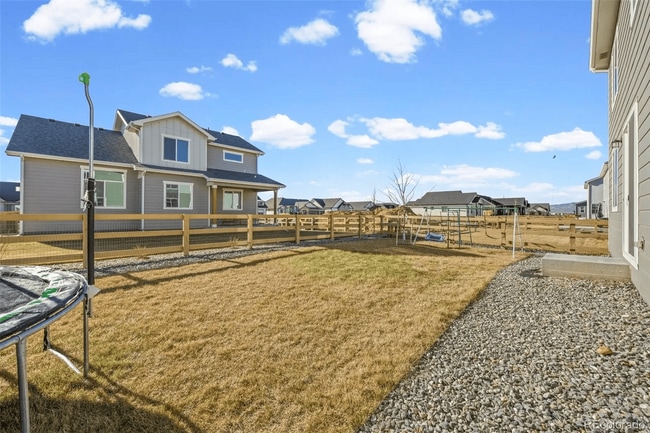 Building Photo - Windsor Home