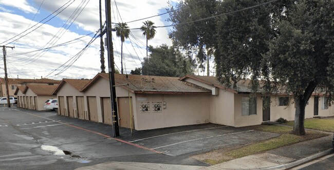 Building Photo - Mountain Breeze Apts