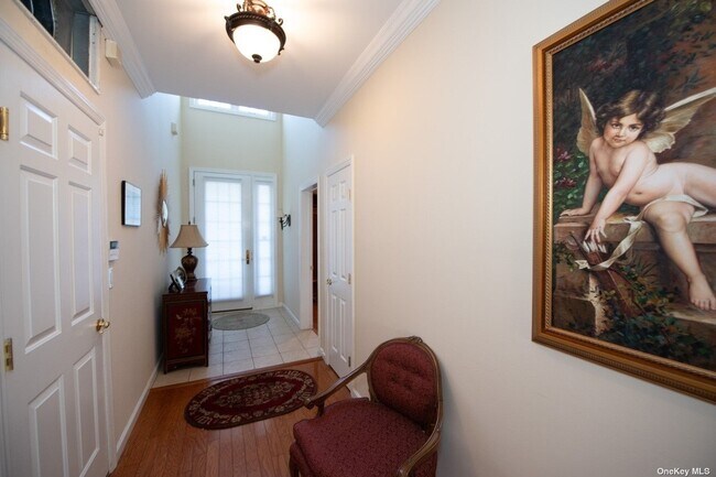 Building Photo - 546 Bardini Dr