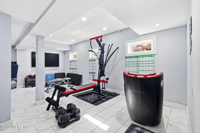 Building Photo - 107 Grant Ave