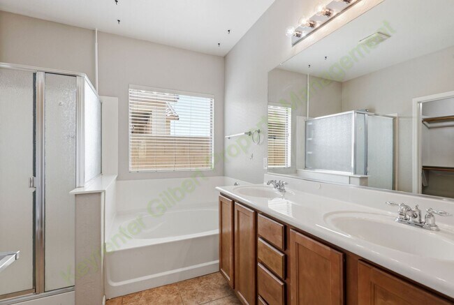 Building Photo - 35734 N Zachary Rd