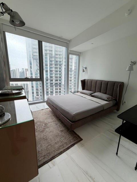 Building Photo - 300 Biscayne Blvd Way