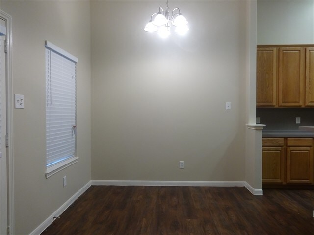 Building Photo - 32107 Archer Park