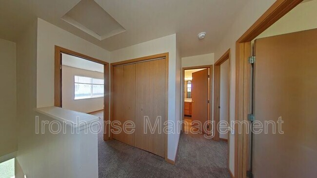 Building Photo - 2471 Wheeler Dr