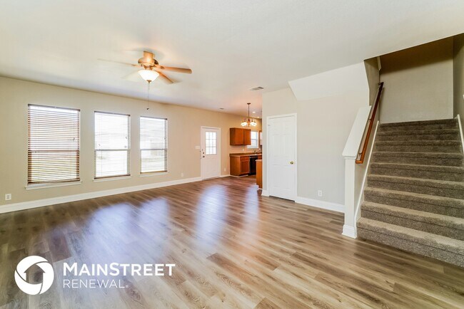 Building Photo - 5671 Midcrown Dr