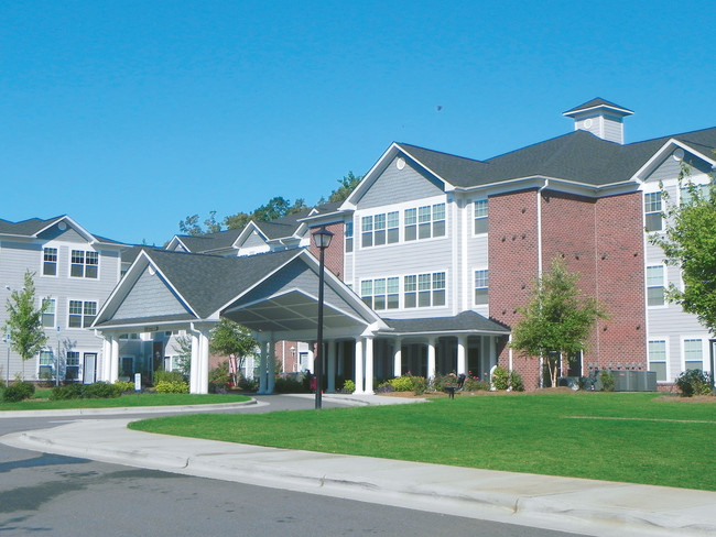 Primary Photo - Villas At Forest Park