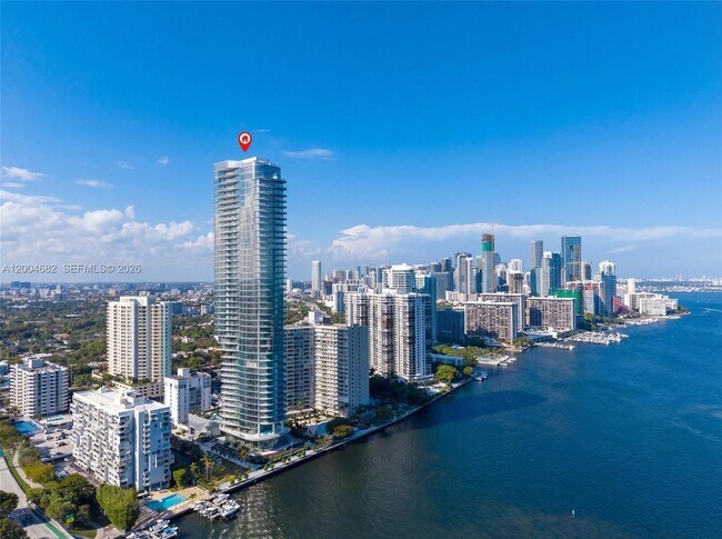 Building Photo - 175 SE 25th Rd