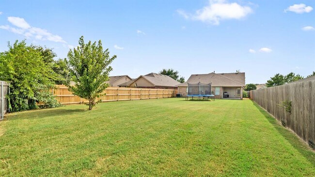 Building Photo - 16316 Drywater Dr