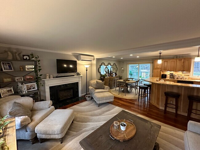 living room - 7 Yandow Dr