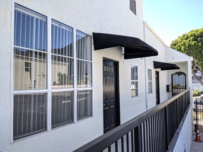 Unit Door - 2452 S Centinela Ave