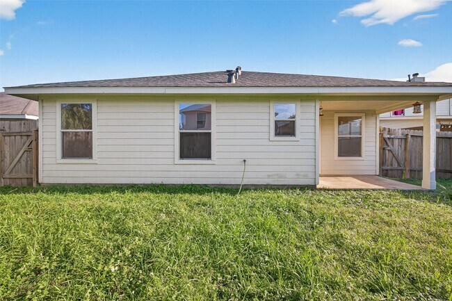 Building Photo - 19538 Billineys Park Dr