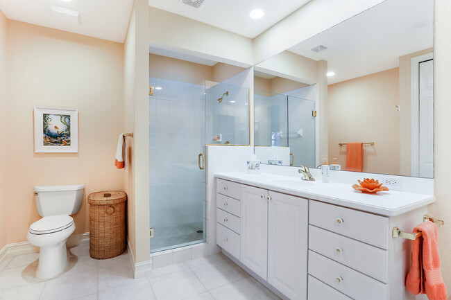 Building Photo - 8609 Champions Point