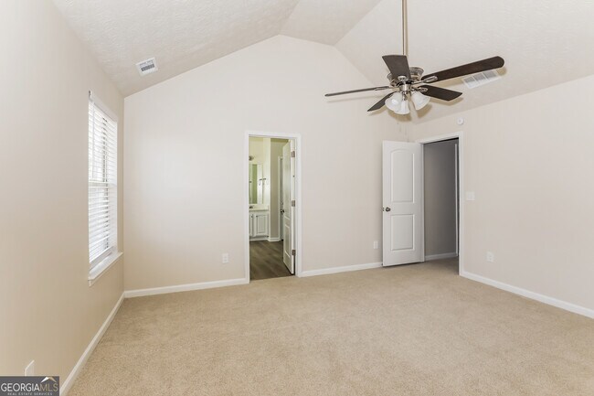 Building Photo - 7471 Garnet Dr