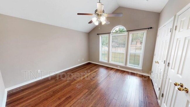 Building Photo - 1124 Carolina St