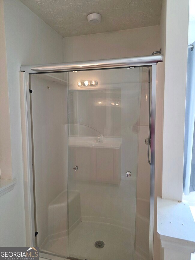 Building Photo - 387 Spring Walk Trce