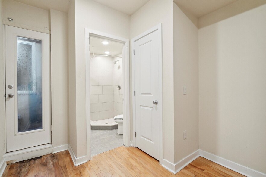 Building Photo - 1802 N Bouvier St