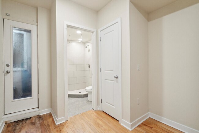 Building Photo - 1802 N Bouvier St