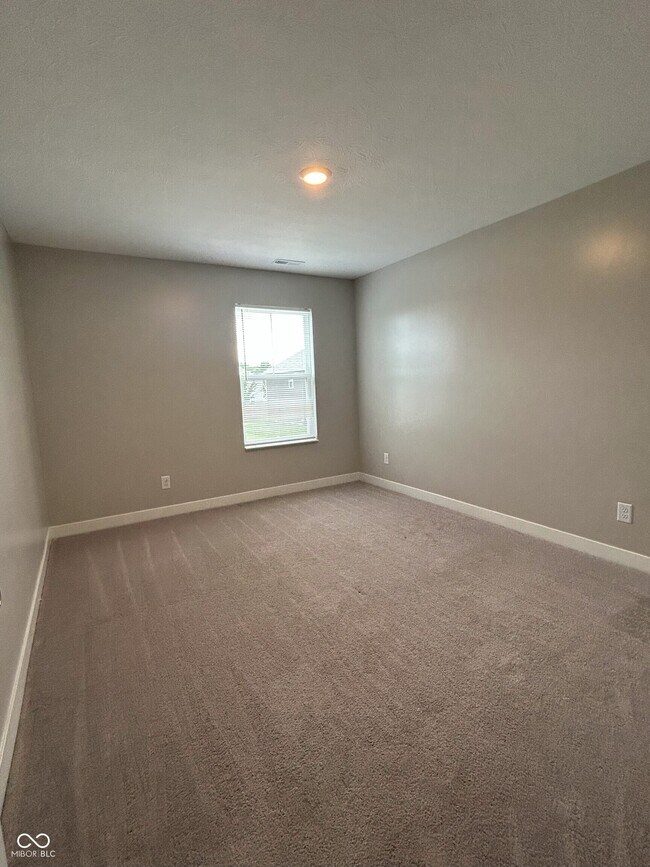 Building Photo - 1269 Bristol Pl