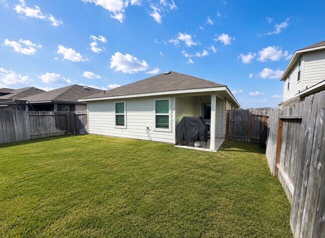 Building Photo - 5463 Portwood Acres Dr