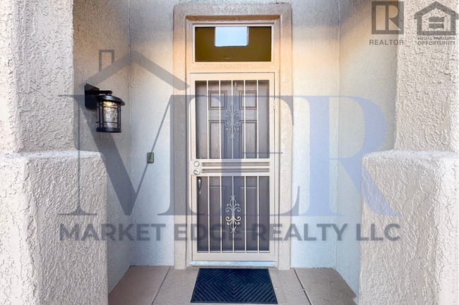 Building Photo - 2Bed/2Bath House in North Surprise! $199 MOVE-IN SPECIAL! Ready for Immediate Move-In!