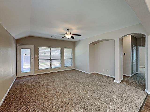 Building Photo - 1025 Prairie Heights Dr