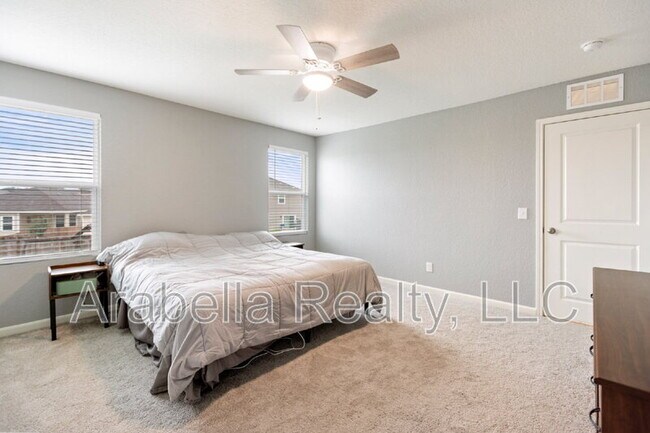 Building Photo - 8429 Falcon Meadow Dr