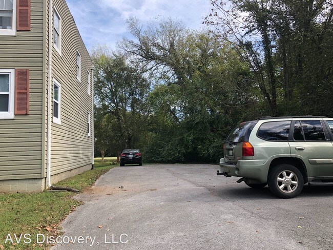 Building Photo - 2618 Carr St