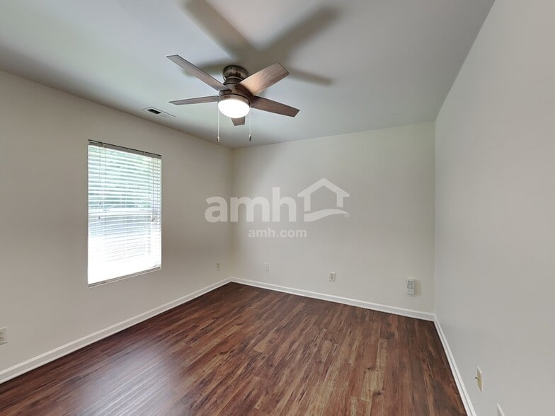 Building Photo - 4527 Belmar Place Rd