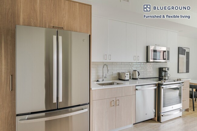 Building Photo - 89 E Dedham St